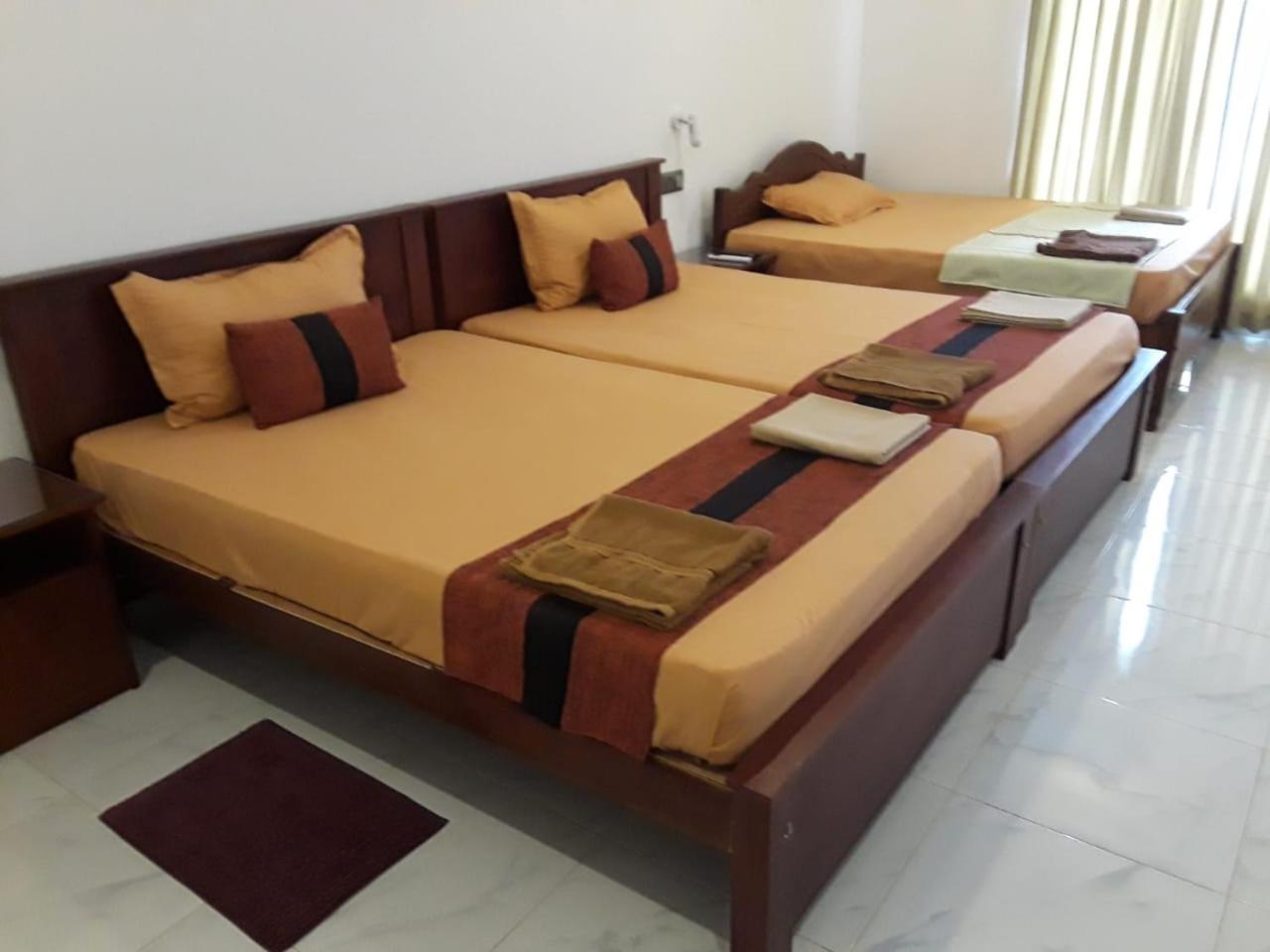 Mailagama Cinnamon Residence Kataragama Esterno foto
