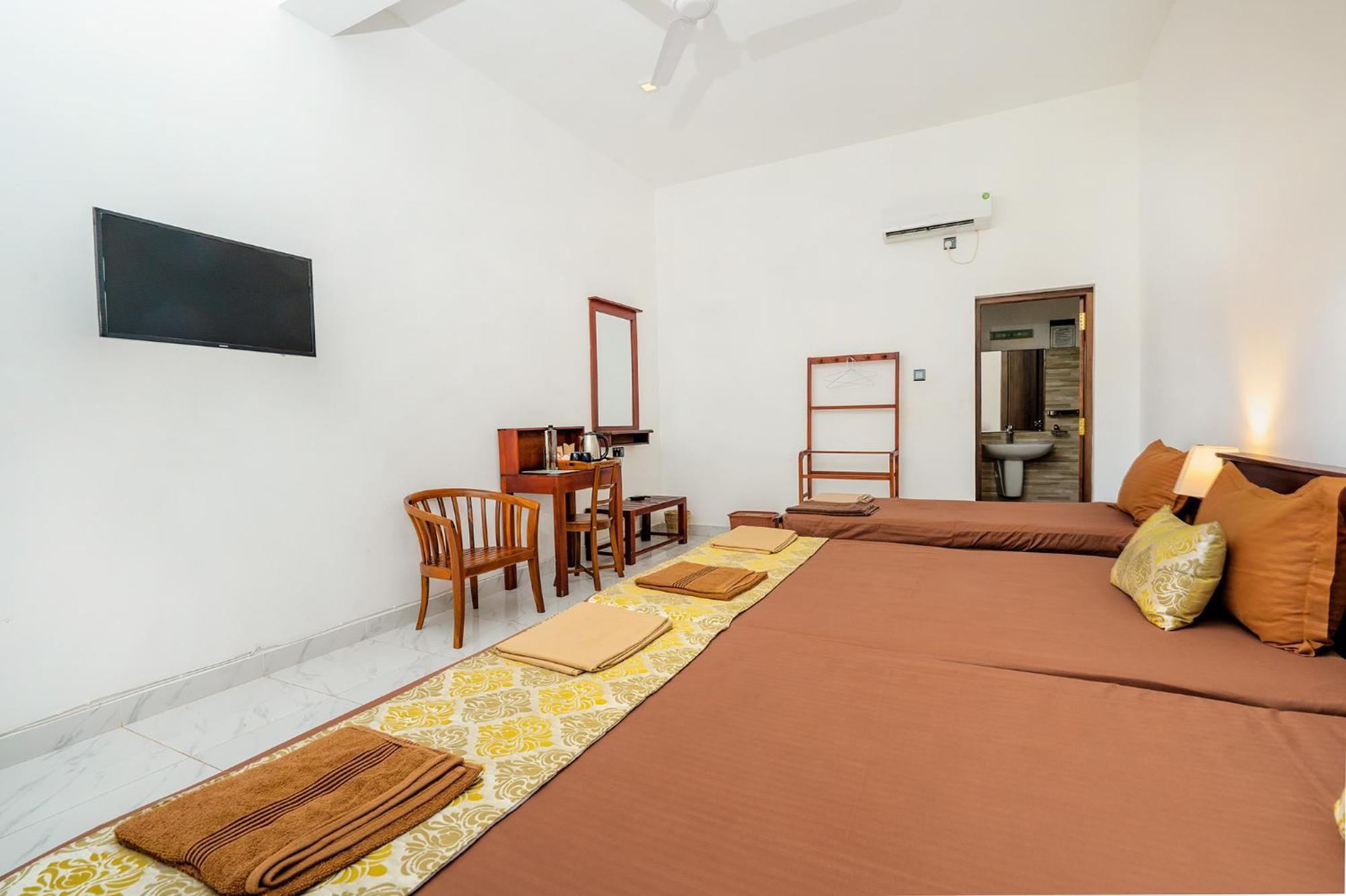Mailagama Cinnamon Residence Kataragama Esterno foto