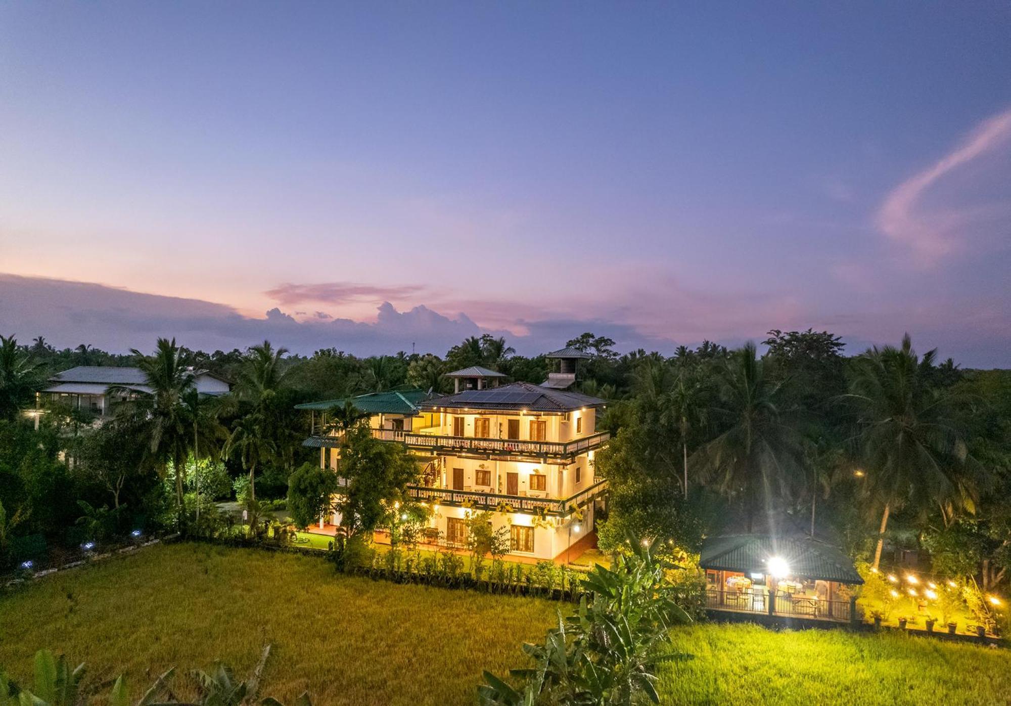 Mailagama Cinnamon Residence Kataragama Esterno foto